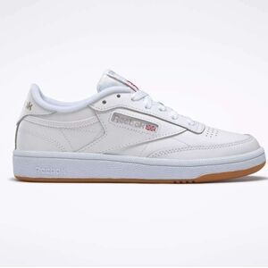 Reebok. FIRE! NIB! Women's Club C 85 Shoes in White/Gum. Sz 7. R2S!!